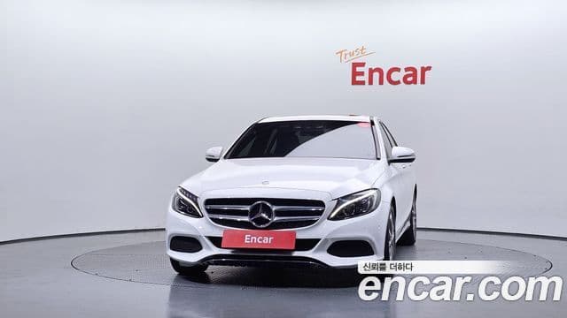 Mercedes-Benz C-Class W205 3