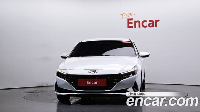 Hyundai Avante (CN7) 3