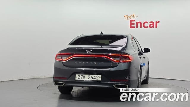 Hyundai Grandeur IG 4