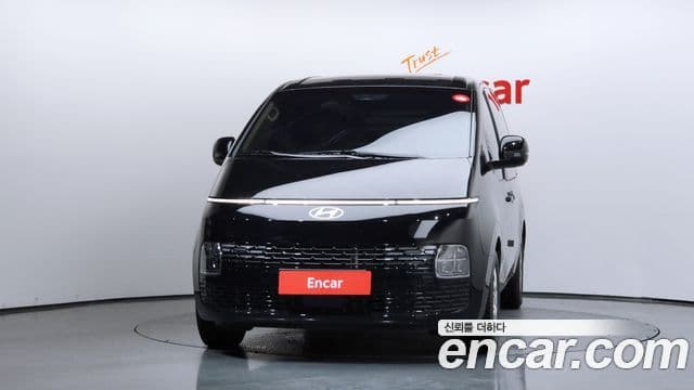 Hyundai Staria 3
