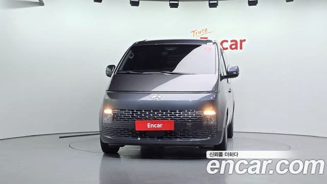 Hyundai Staria 3
