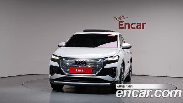 Audi Q4 e-트론 (F4) 2