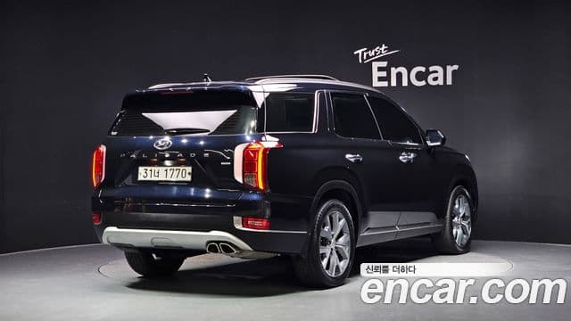 Hyundai Palisade 2
