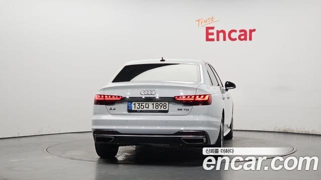 Audi A4 (B9) 3