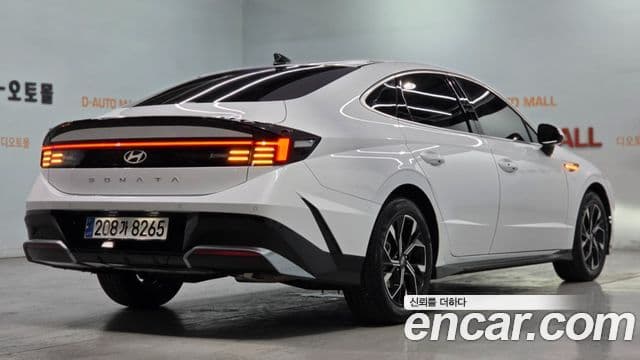 Hyundai Sonata The Edge (DN8) 4