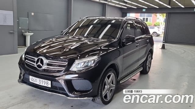 Mercedes-Benz GLE-Class W166