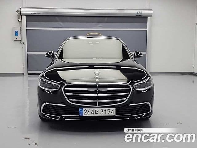 Mercedes-Benz S-Class W223 2