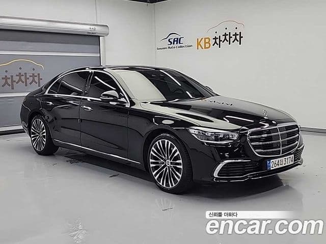 Mercedes-Benz S-Class W223 4