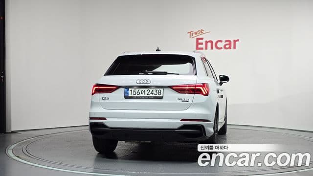 Audi Q3 (F3) 3