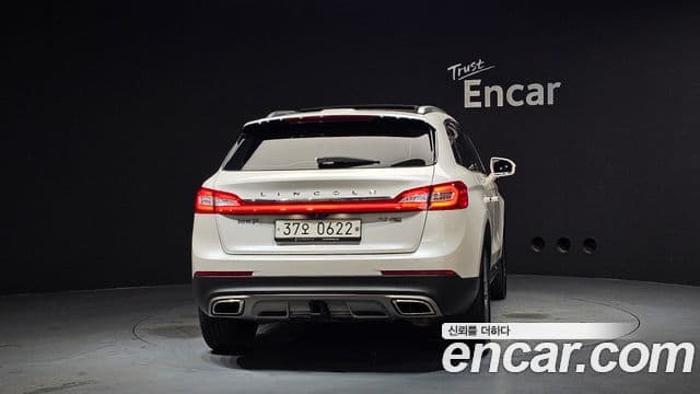 Lincoln MKX 2nd Gen 4
