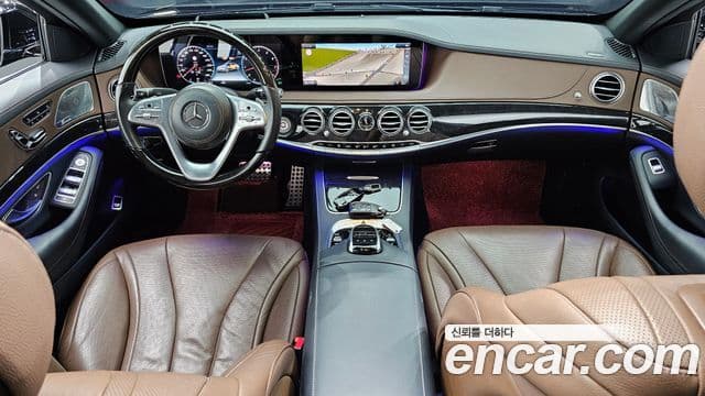 Mercedes-Benz S-Class W222 4
