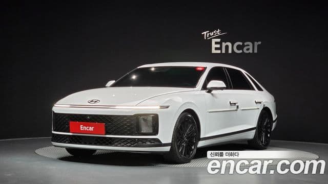Hyundai Grandeur (GN7)