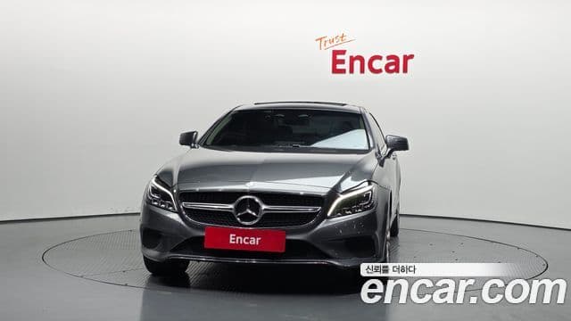 Mercedes-Benz CLS-Class W218 3
