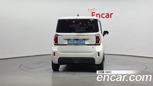 Kia The New Kia Ray EV 4