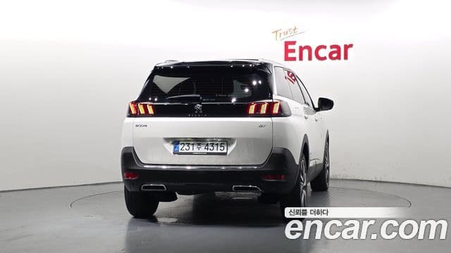 Peugeot 5008 2nd Gen 4