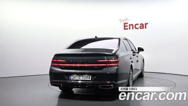 Genesis G90 3