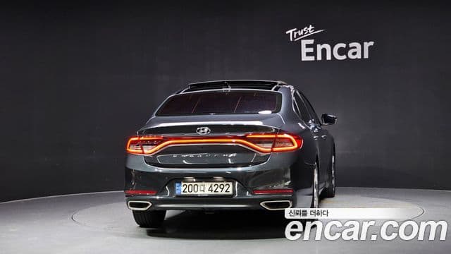 Hyundai Grandeur IG 4
