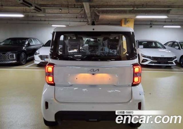 Kia The New Kia Ray 3