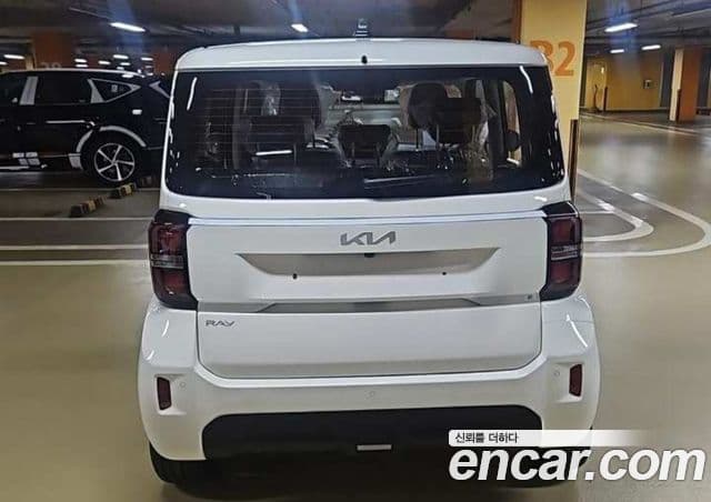 Kia The New Kia Ray 3