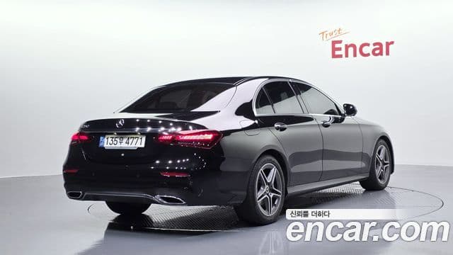 Mercedes-Benz E-Class W213 2