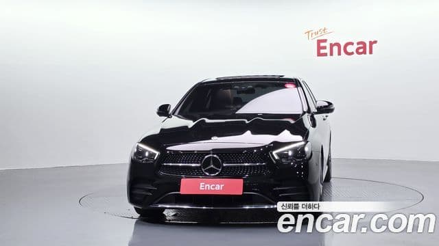 Mercedes-Benz E-Class W213 3