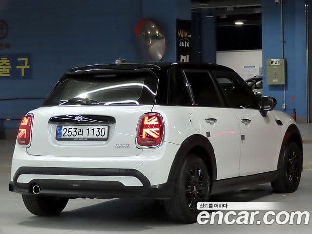 MINI Cooper 4