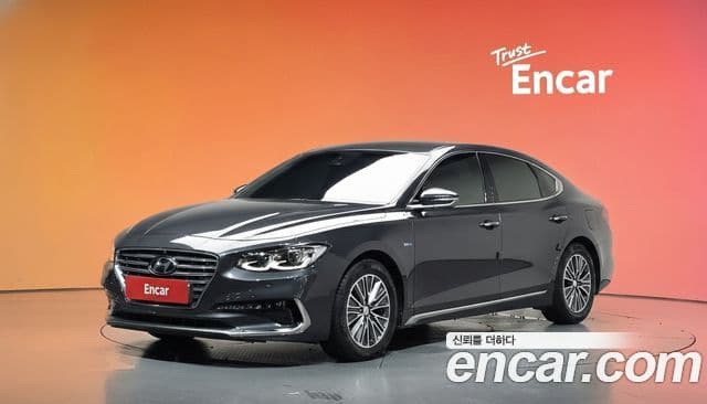 Hyundai Grandeur IG Hybrid 1