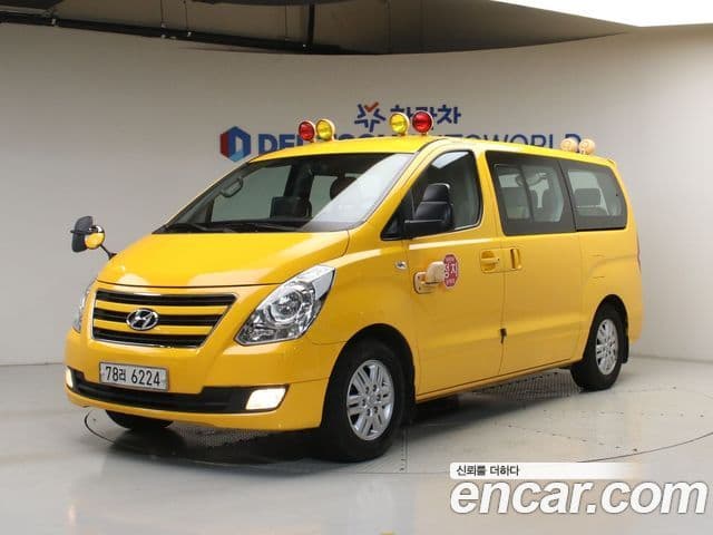 Hyundai Grand Starex 1