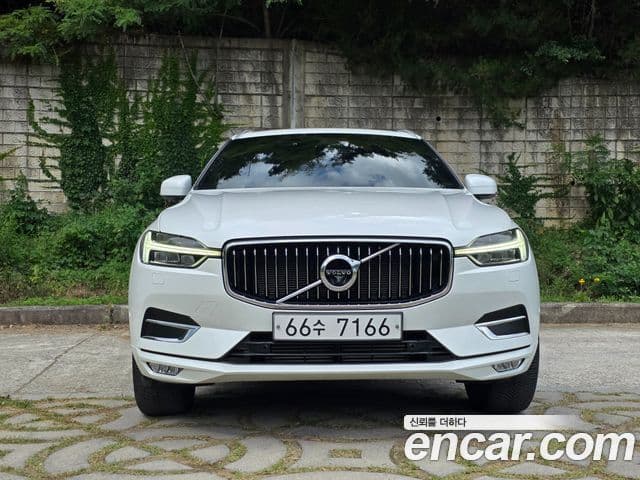 Volvo XC60 2nd Gen 3