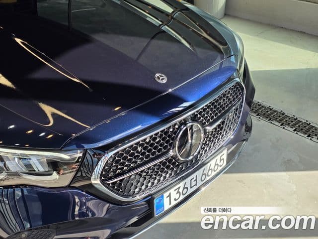 Mercedes-Benz E-Class W214 3