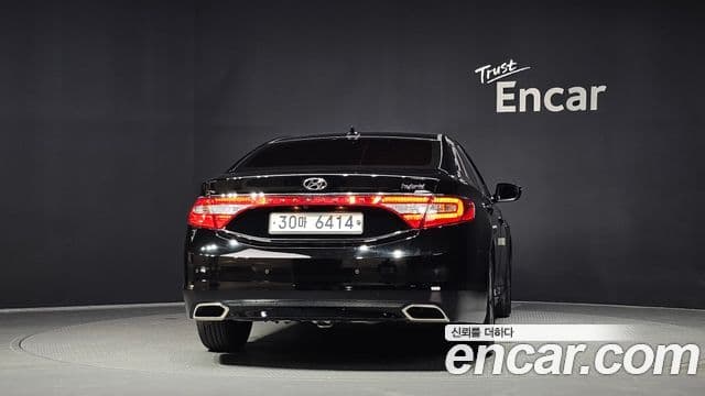 Hyundai Grandeur HG Hybrid 4