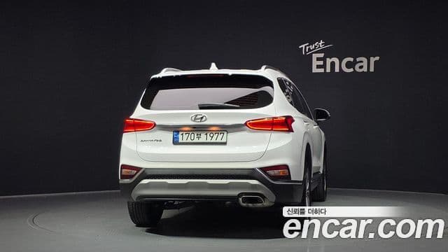 Hyundai Santa Fe TM 4