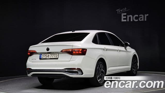 Volkswagen Jetta 7th Gen 2