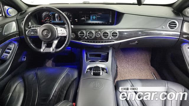 Mercedes-Benz S-Class W222 4