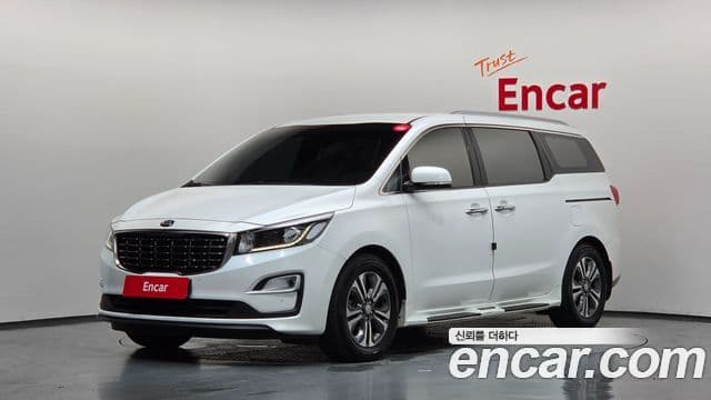 Kia The New Carnival — 1