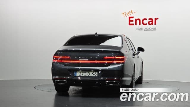 Genesis G90 3