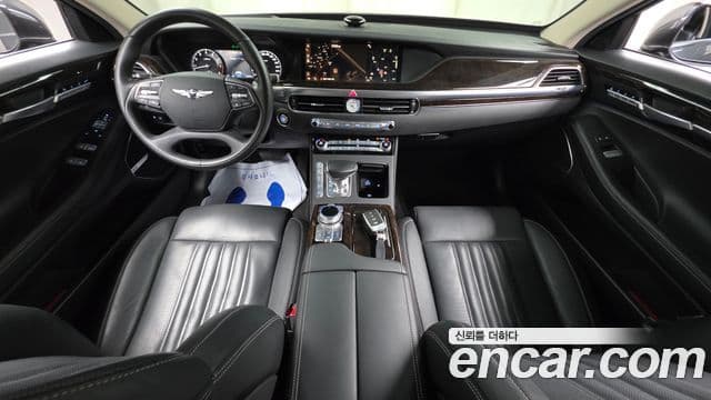 Genesis G90 4