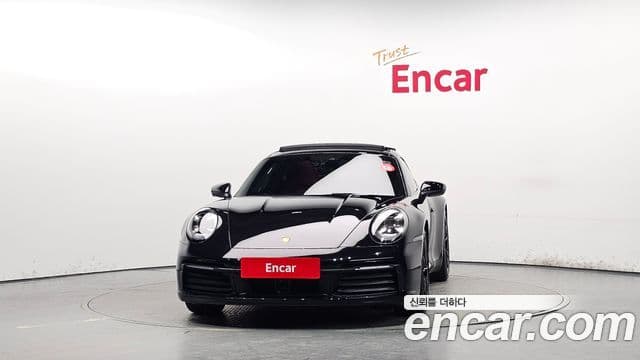 Porsche 911 (992) 3
