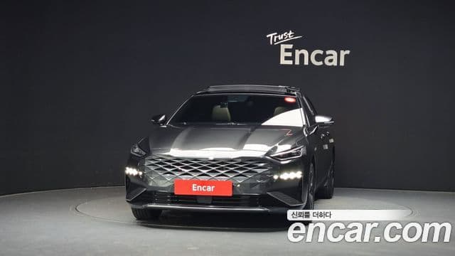 Kia K8 Hybrid 2