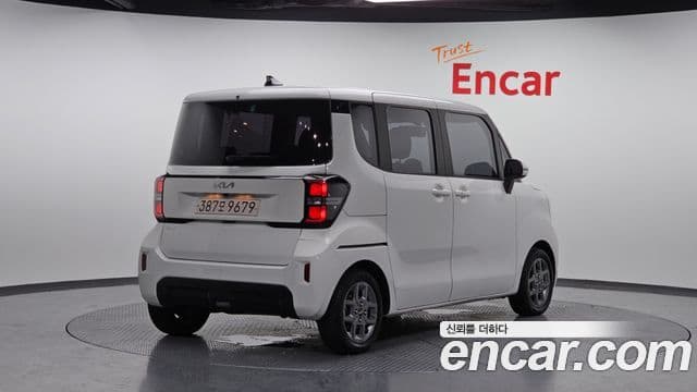 Kia The New Kia Ray 2