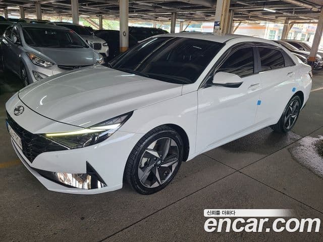 Hyundai Avante (CN7) 2