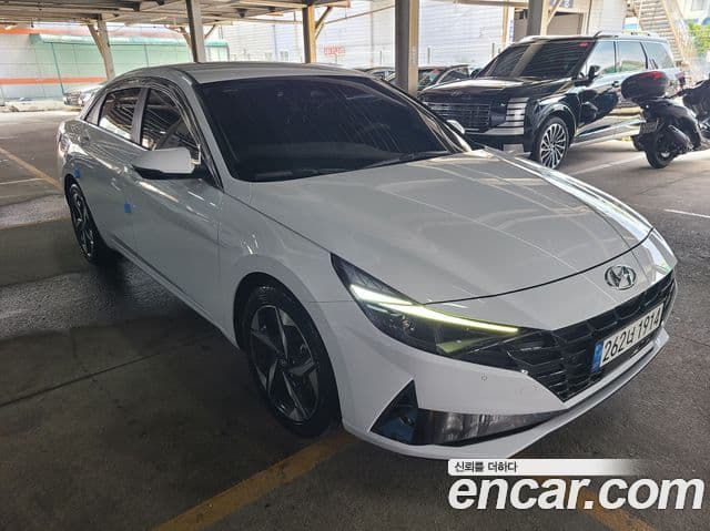 Hyundai Avante (CN7) 3