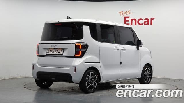 Kia The New Kia Ray 2