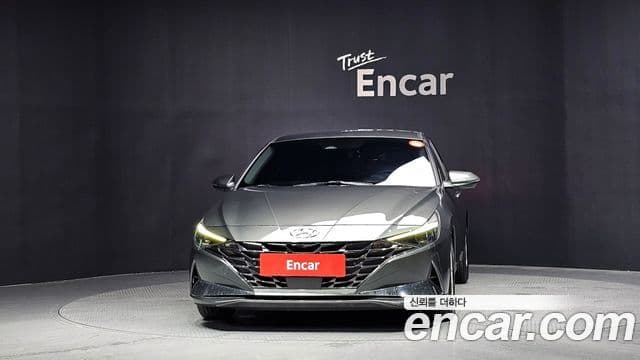 Hyundai Avante (CN7) 3