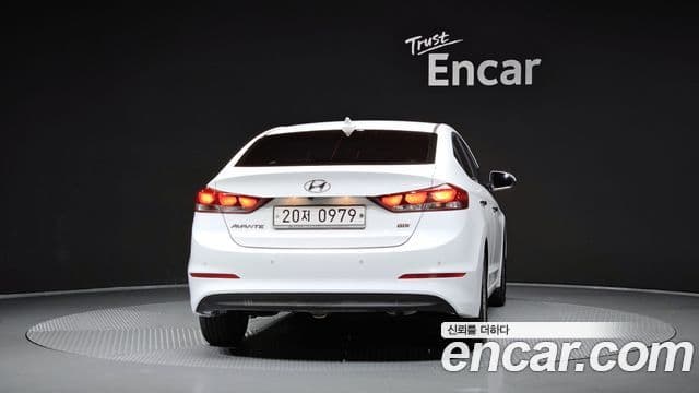 Hyundai Avante AD 4