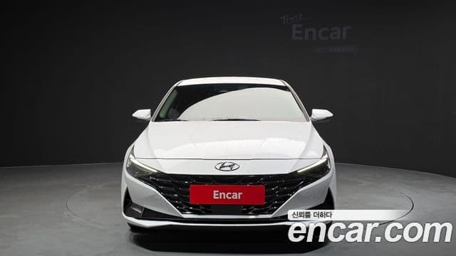 Hyundai Avante (CN7) 3