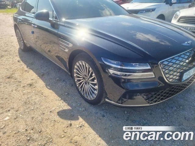 Genesis Electrified G80 (RG3) 3