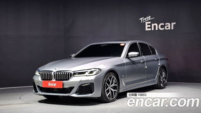 BMW 5 Series (G30)