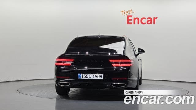 Genesis G80 (RG3) 3