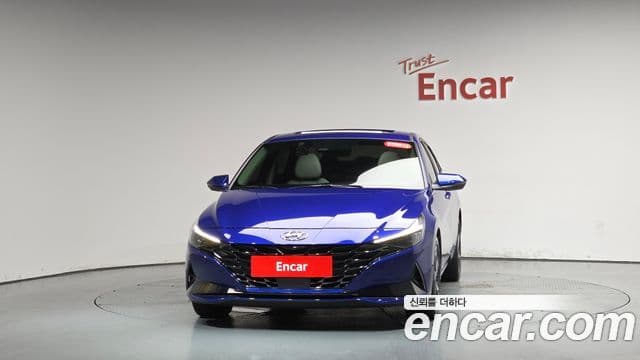 Hyundai Avante (CN7) 2